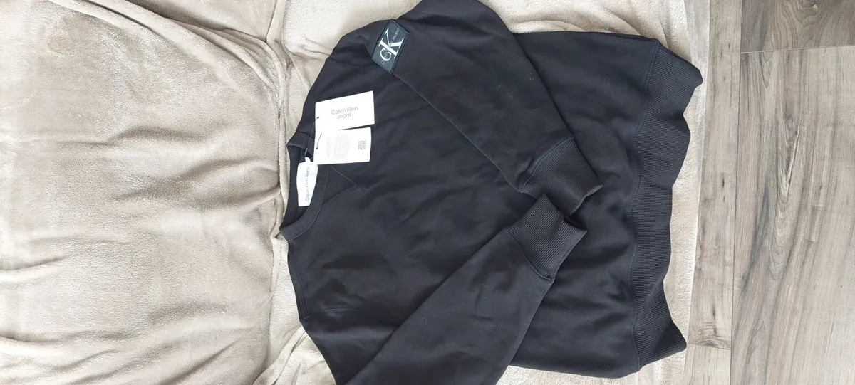 Sweatshirt - Image 4