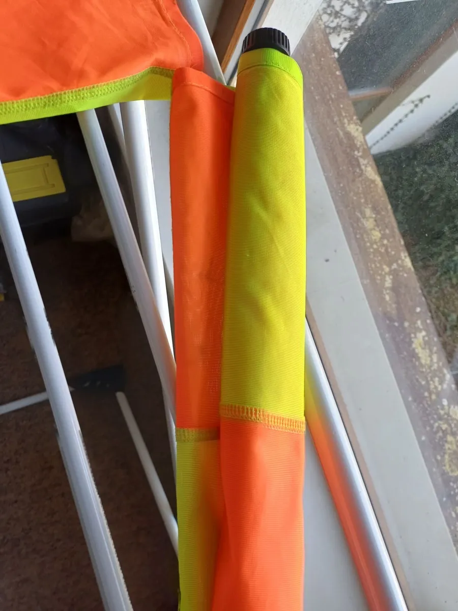 Linesman soccef flags - Image 1