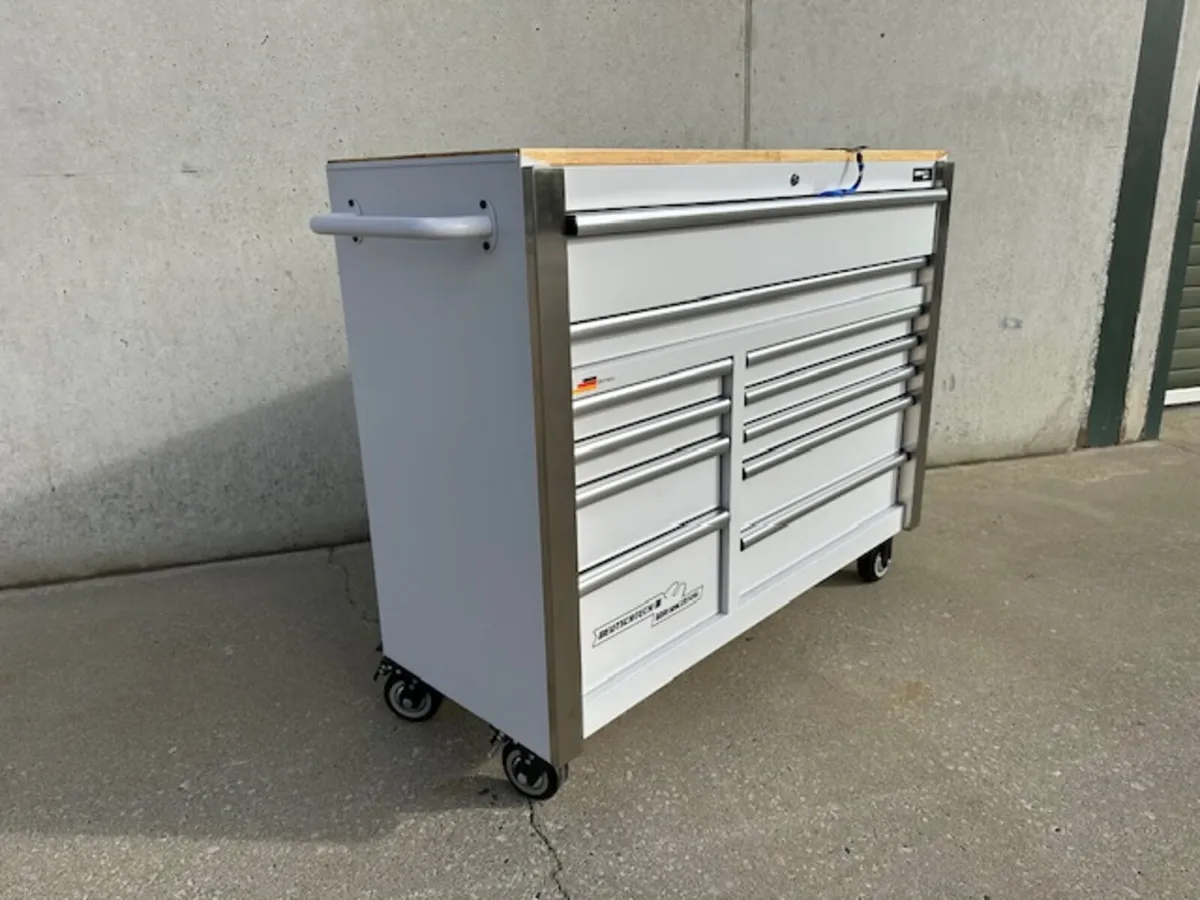 New 4.5ft Tool Box c/w Tools **Online Auction** - Image 3