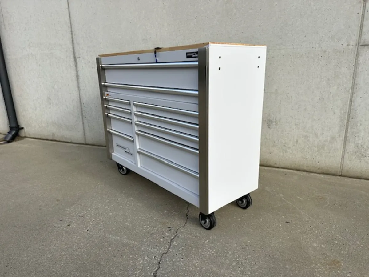 New 4.5ft Tool Box c/w Tools **Online Auction** - Image 4