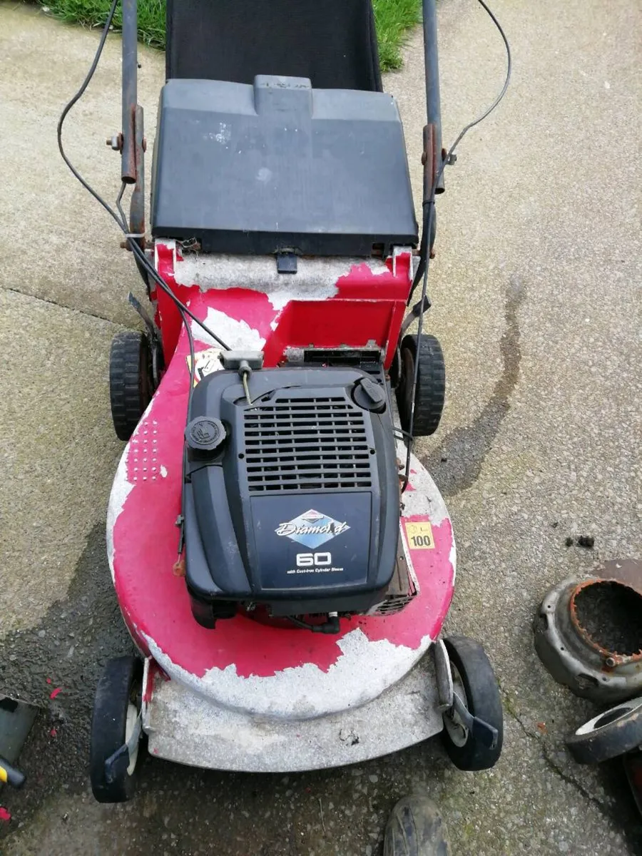 For sale or repair lawnmower - Image 1
