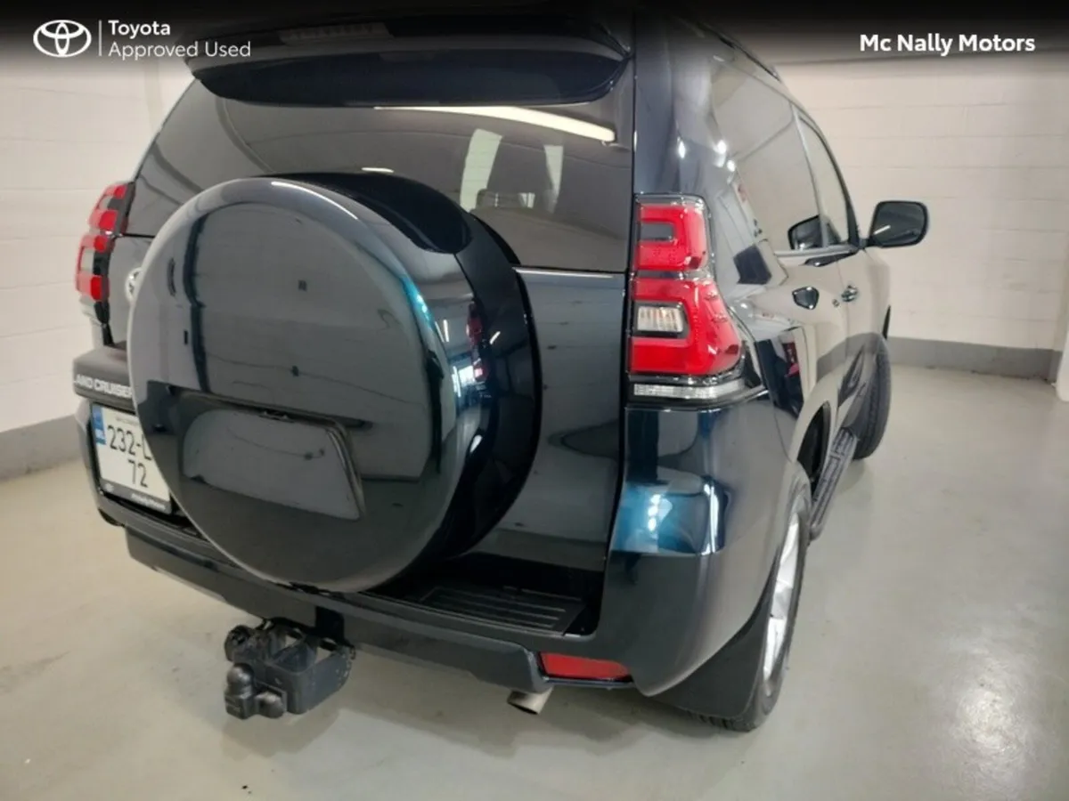 Toyota Land Cruiser SWB AUTO LOW KMS - Image 3