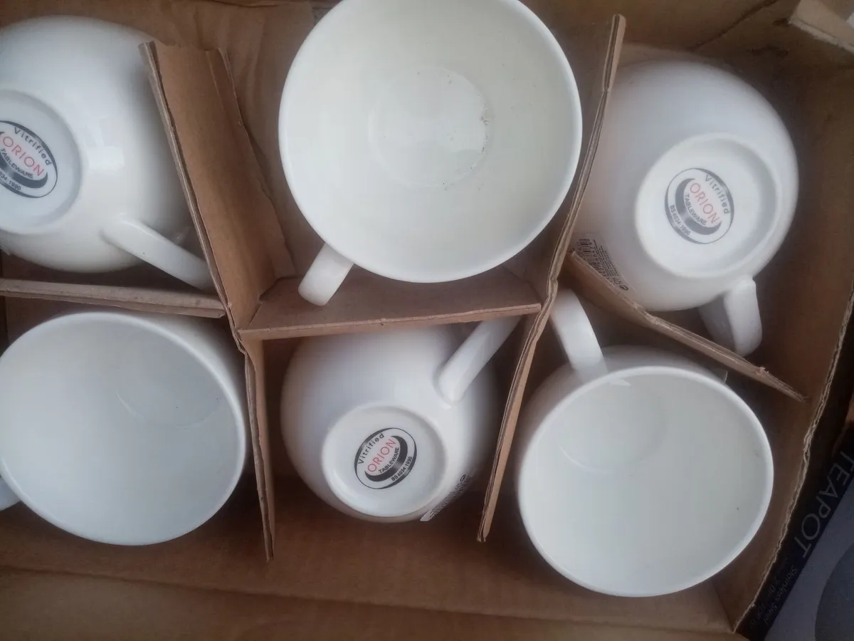 Kitchen Accessories - Image 1