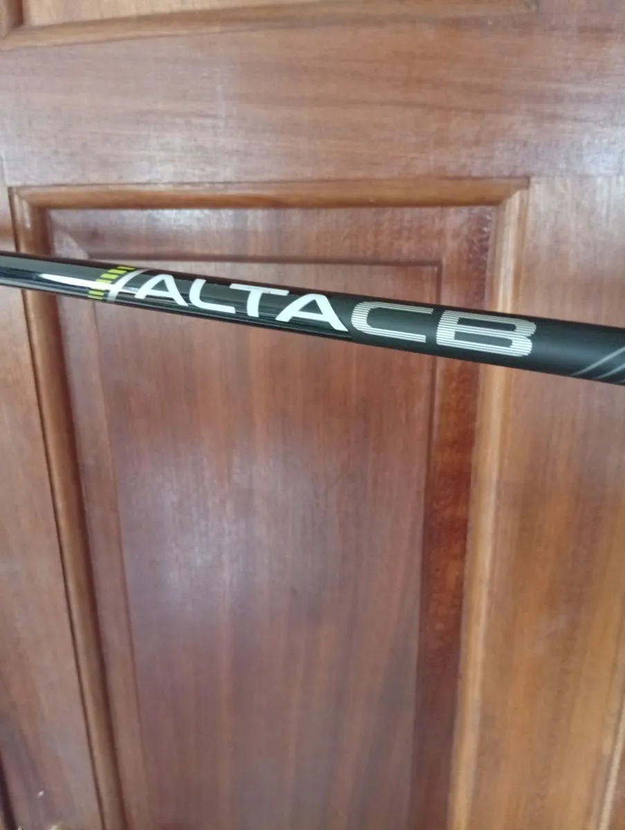 Left Handed Paradym 18degree Rescue Regular Flex - Image 3