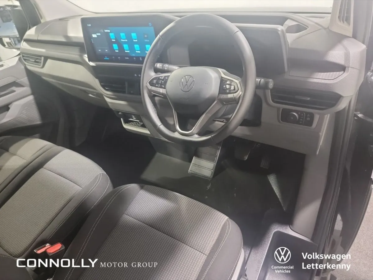 Volkswagen Transporter " Demo Sale" Trendline plus - Image 4