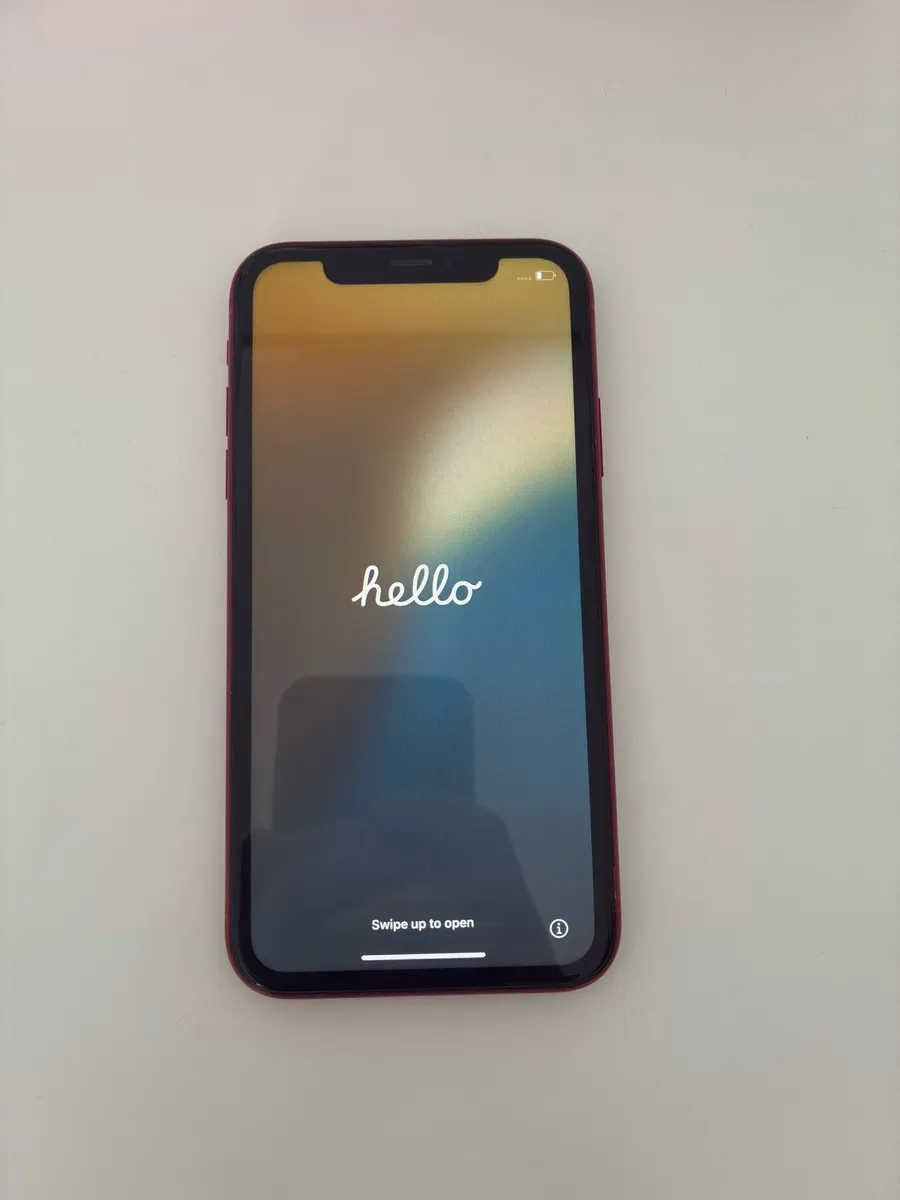 iPhone XR 64GB – Rear Camera Issue - box included - Image 1