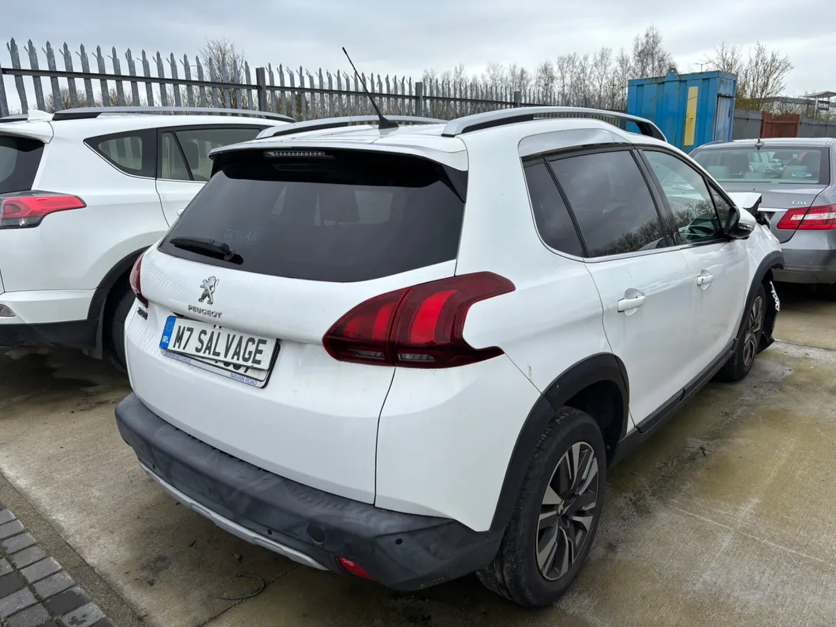 19 Pugeot 2008 1.2 Petrol 16km Starting - Image 3