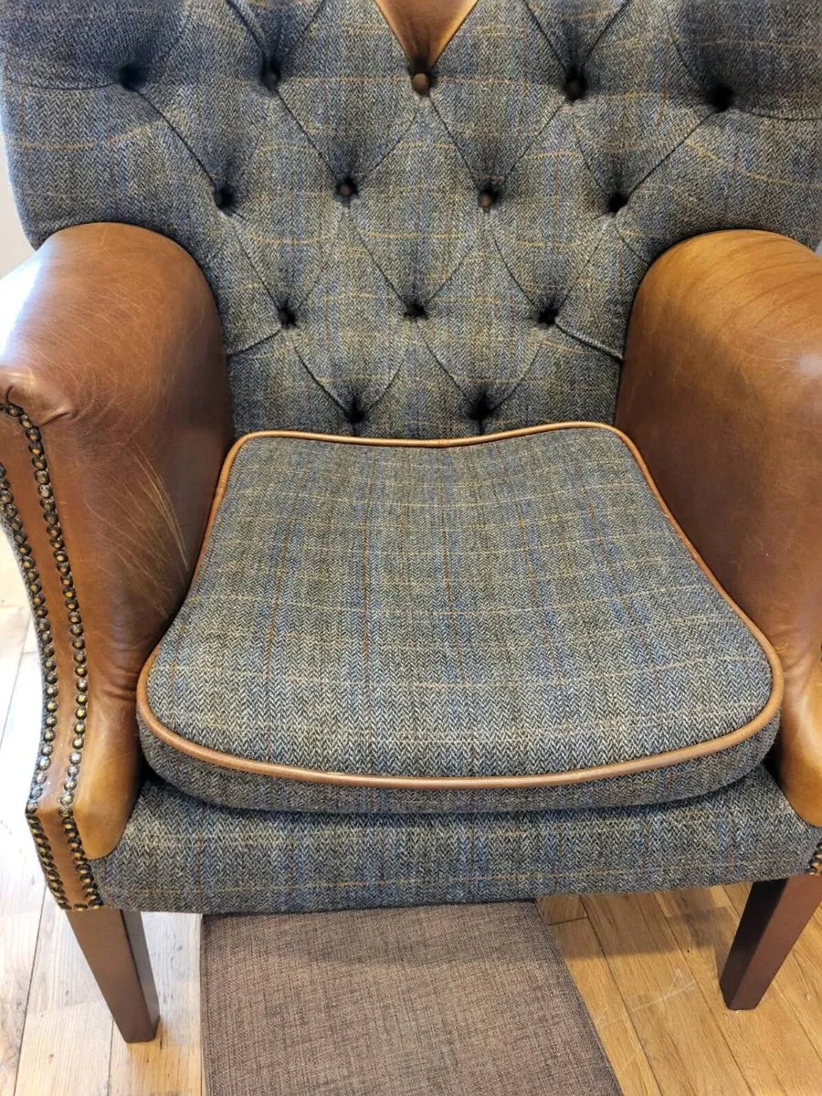 Pair of Arm chairs - Image 2