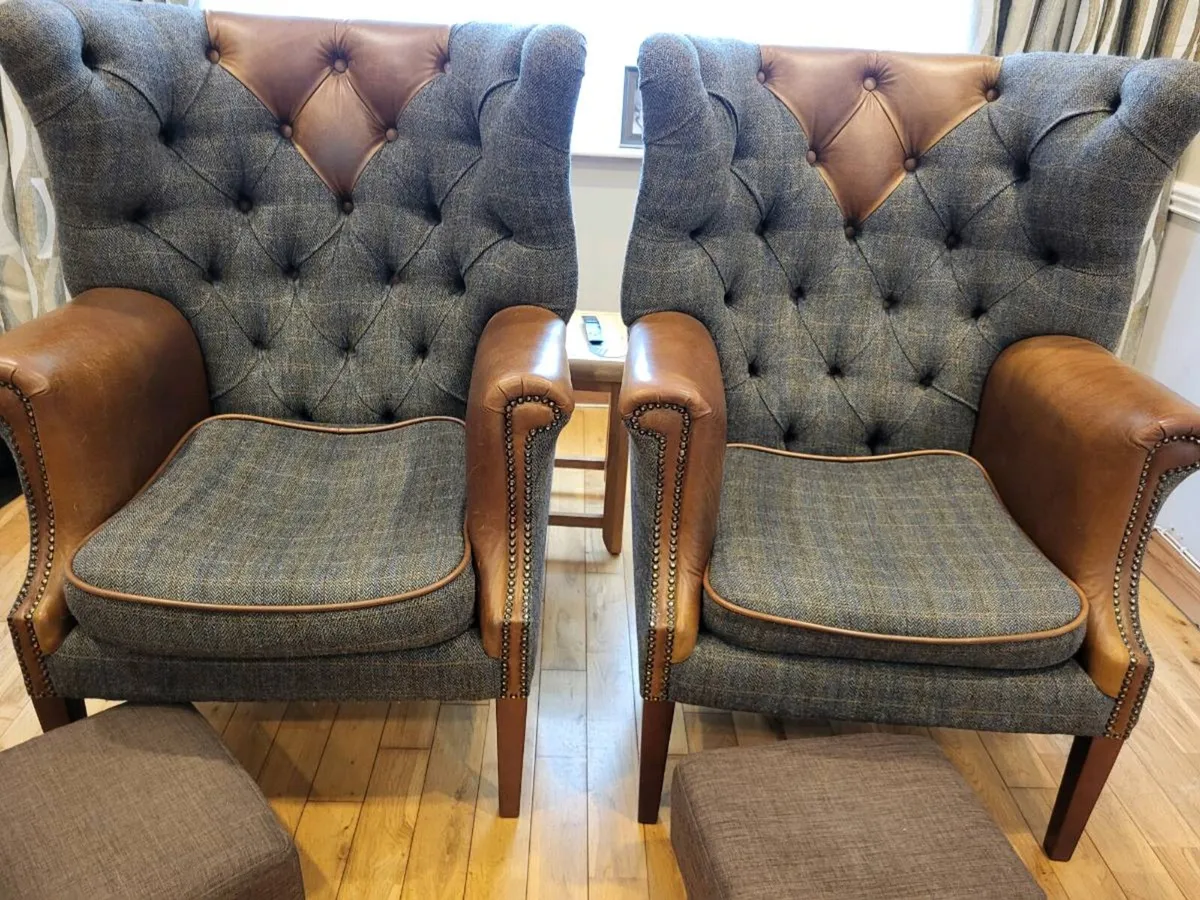 Pair of Arm chairs - Image 1