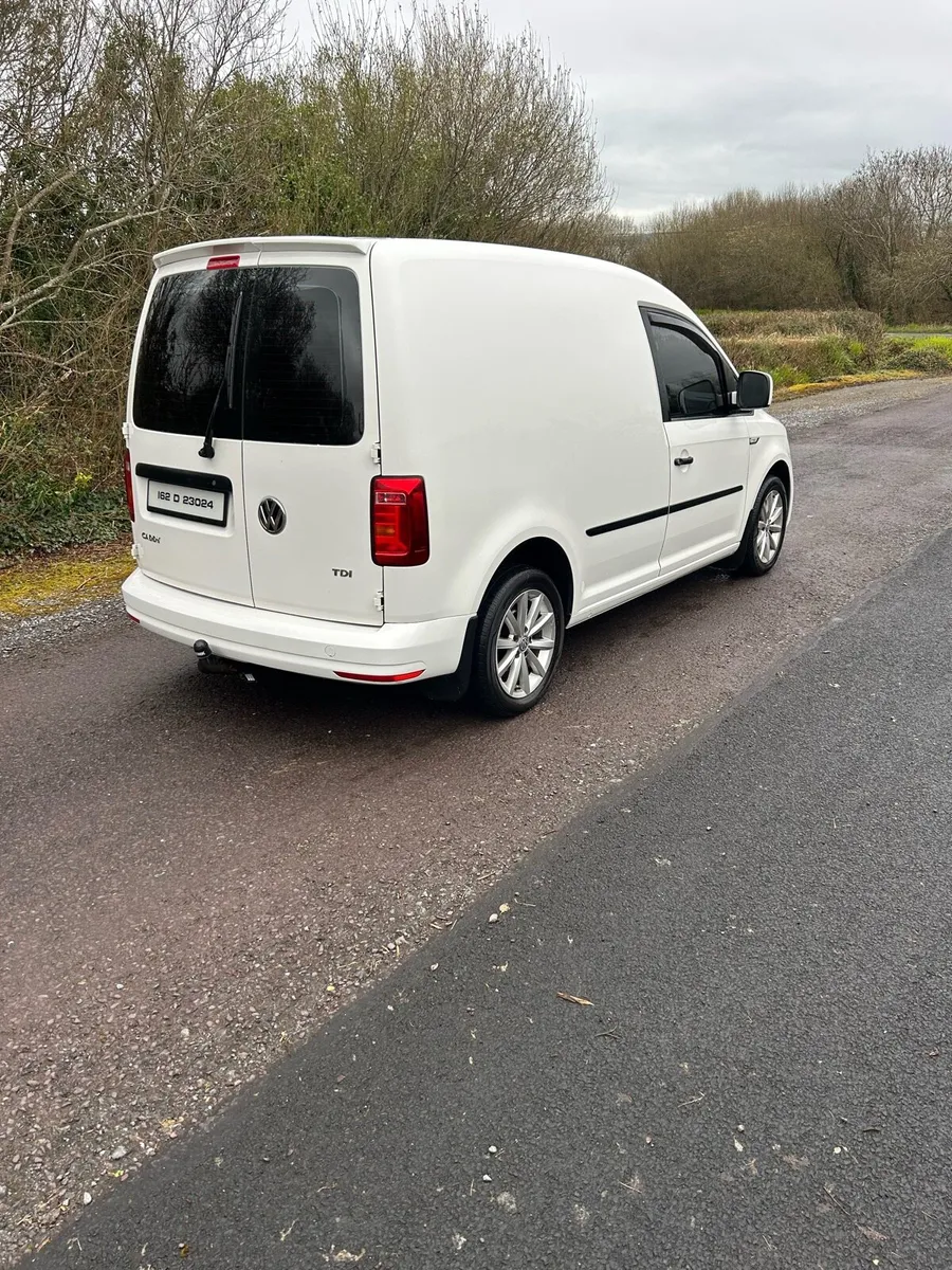 Volkswagen caddy - Image 4