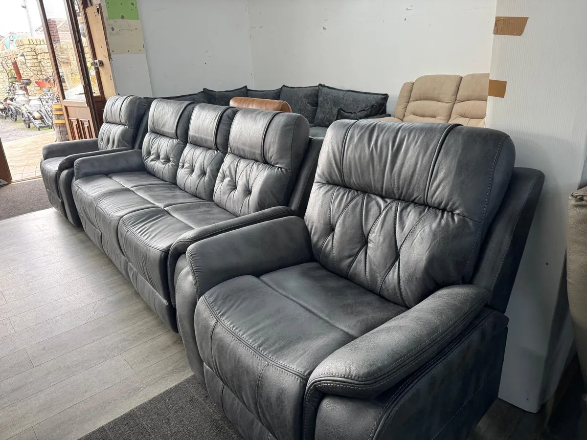 Free Delivery Valencia Sofa Sets - Image 2