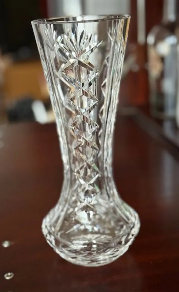 Crystal Vase - Image 2
