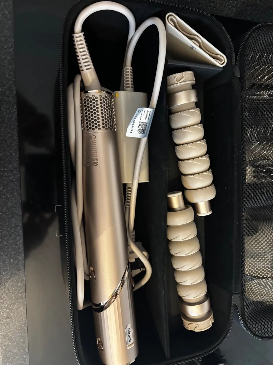 Shark hair dryer / curler - Image 2