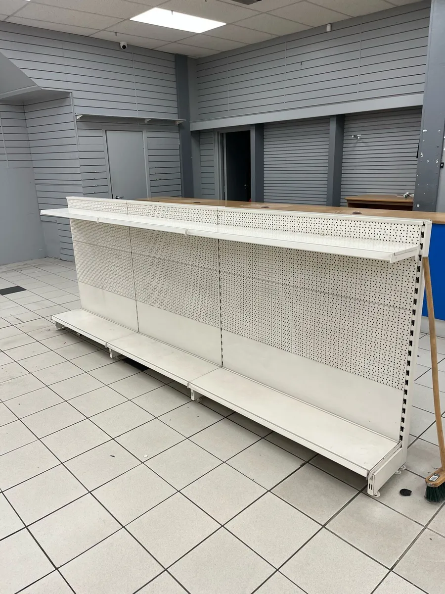 Retail shop Shelving - Image 3