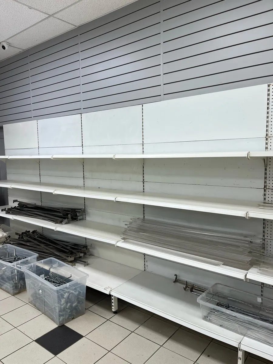 Retail shop Shelving - Image 2