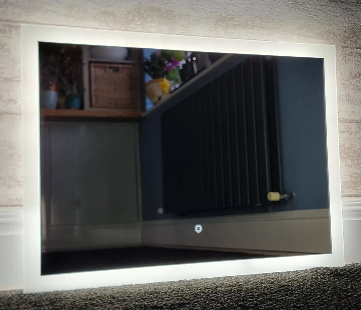 LED Bathroom Mirror Horizontal and Vertical Fit - Image 3