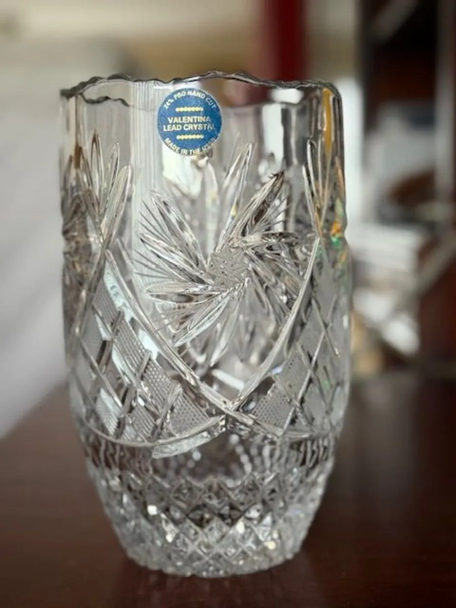 Crystal Vase - Image 2