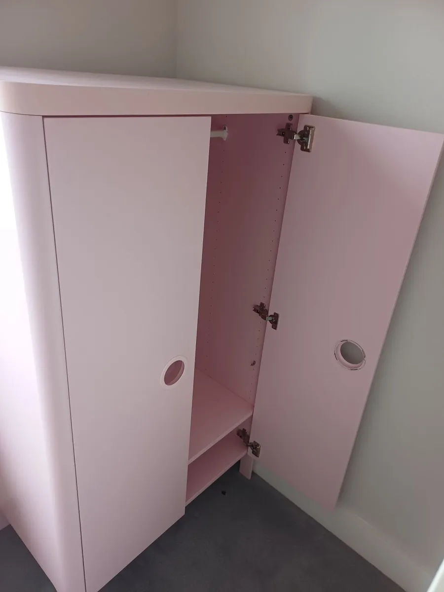 Wardrobe and Chest Drawers - Image 4