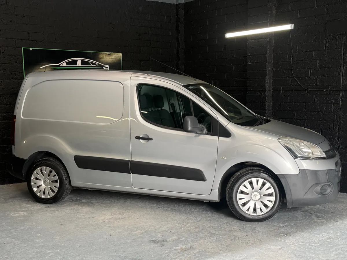 2013 Citroen Berlingo 3 Seat - Image 2