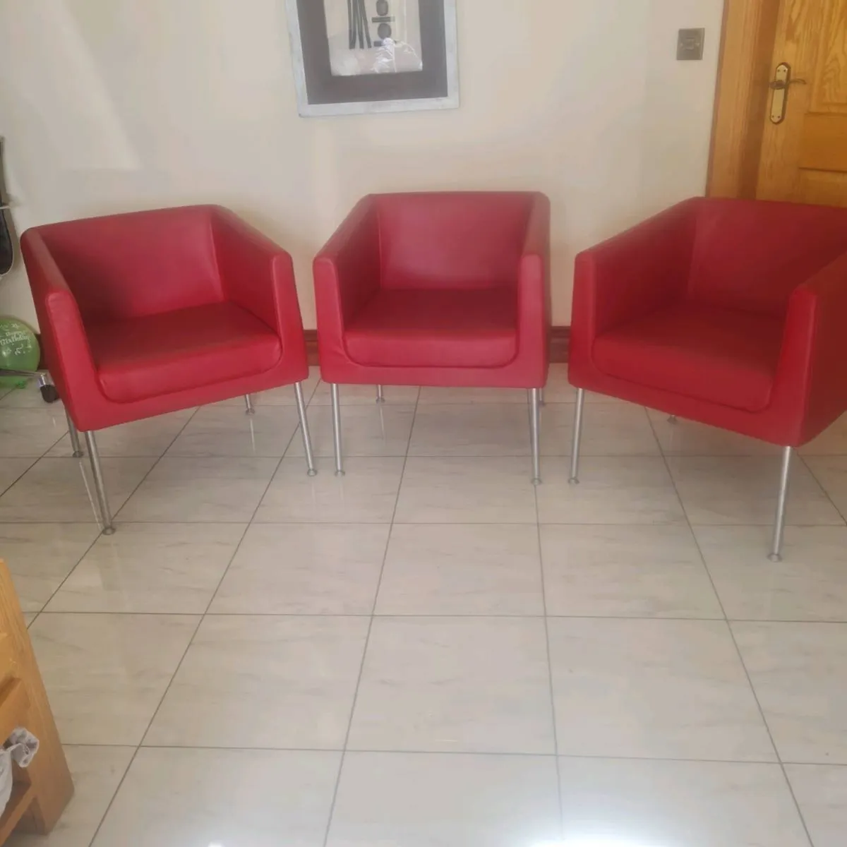 3 x orangebox reception chairs - Image 1