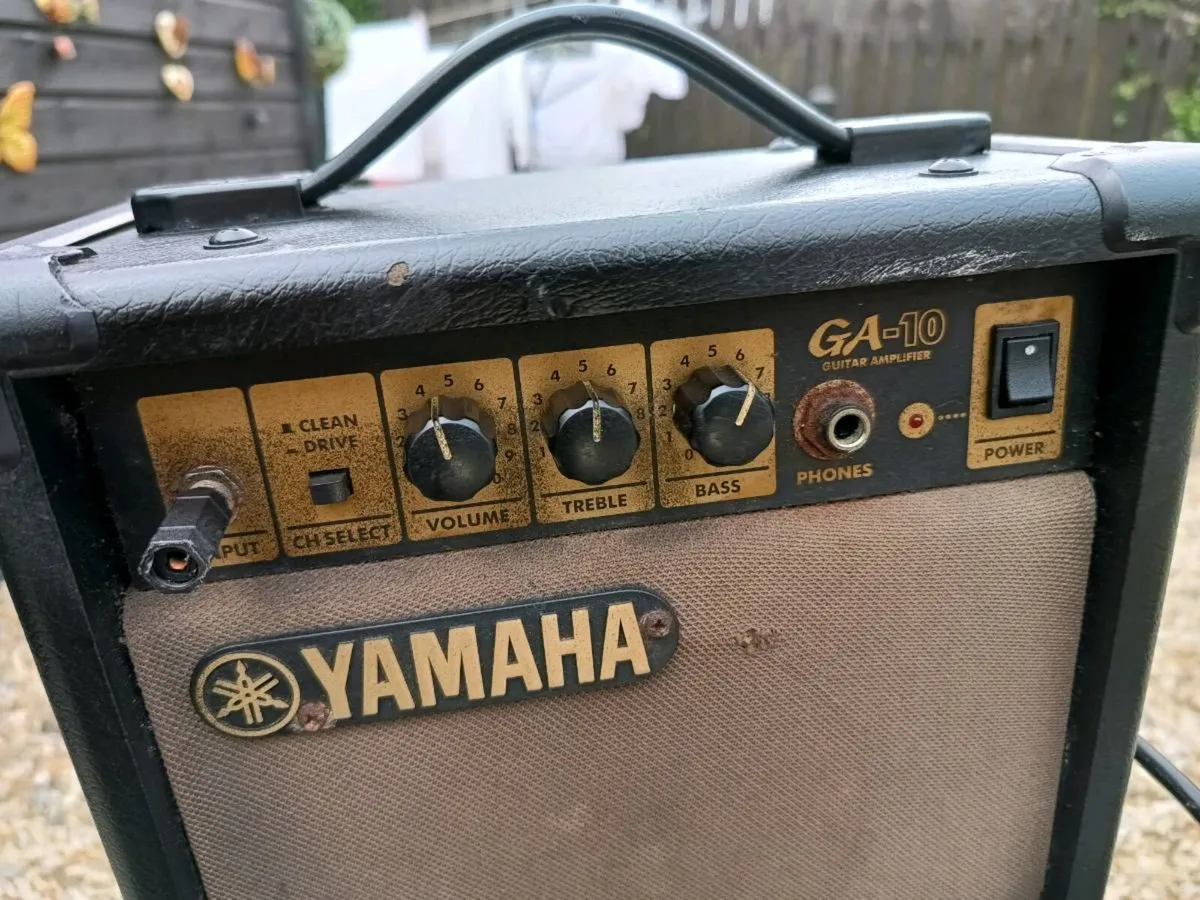 Vintage Yamaha Guitar Amplifier - Image 2
