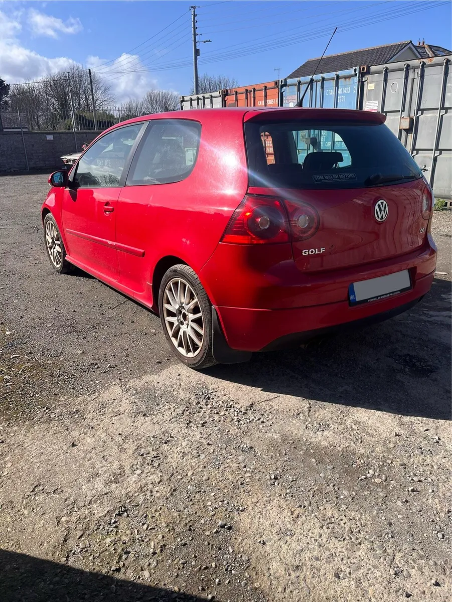 2007 Volkswagen Golf MK5 for breaking/parts - Image 3