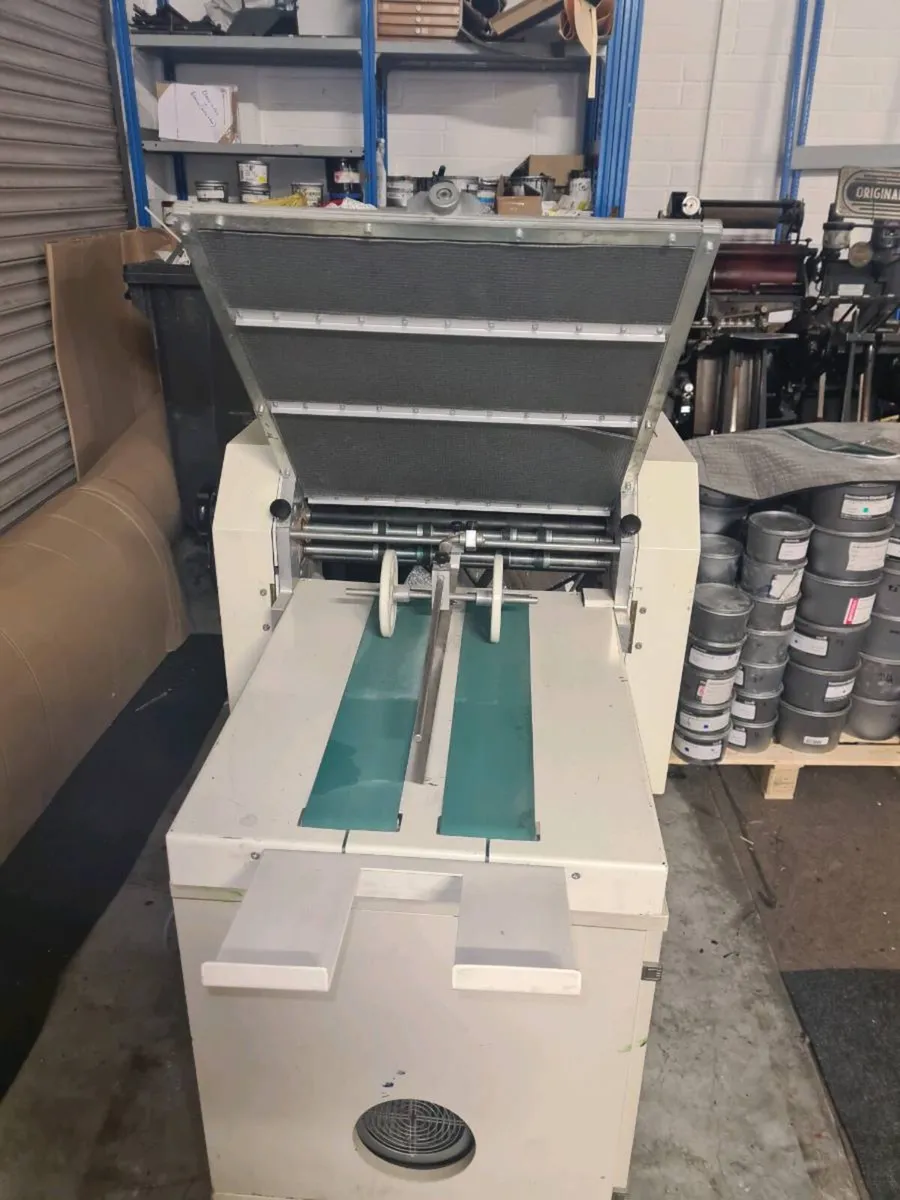 Folding Machine - Image 2
