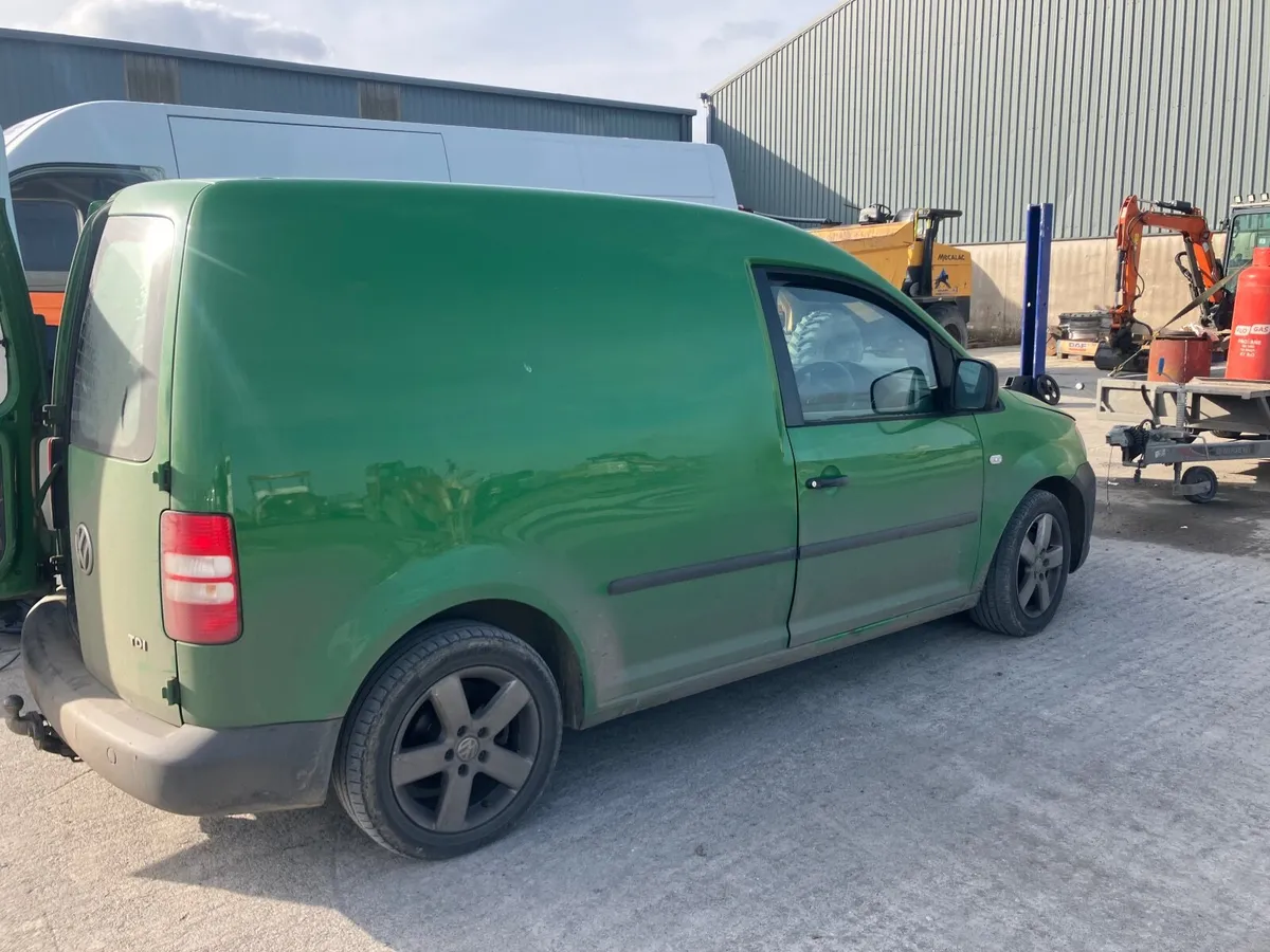 Volkswagen Caddy 2011 - Image 1