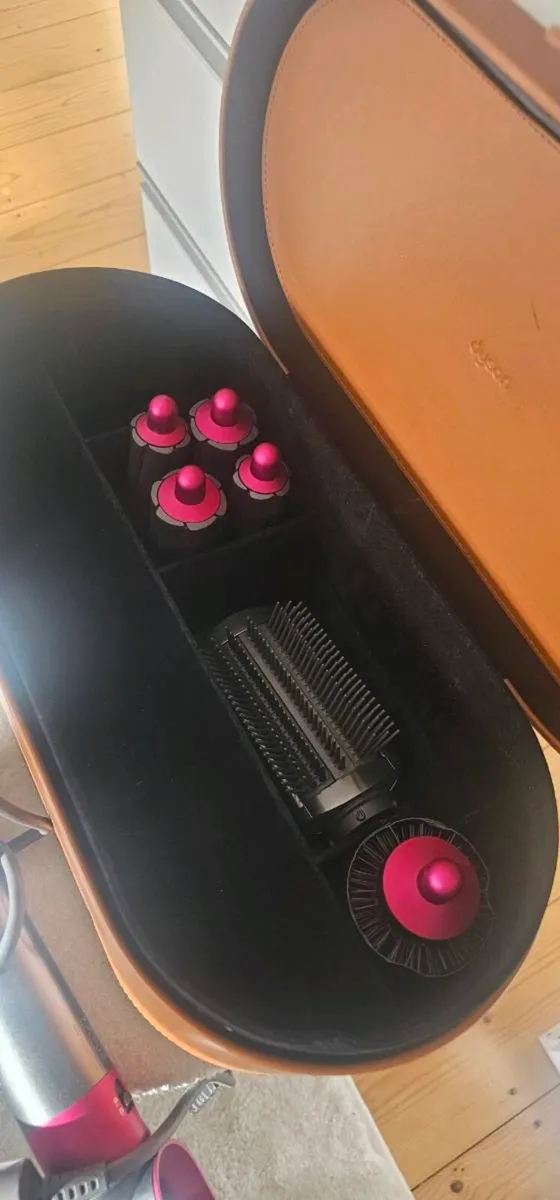 Dyson Air Wrap - Image 2