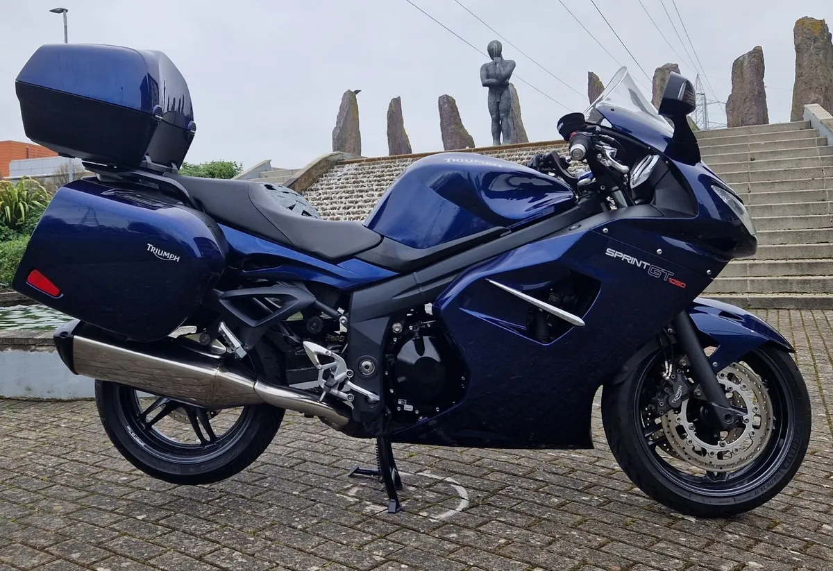 Triumph Sprint 2011 GT 1050 - Image 1