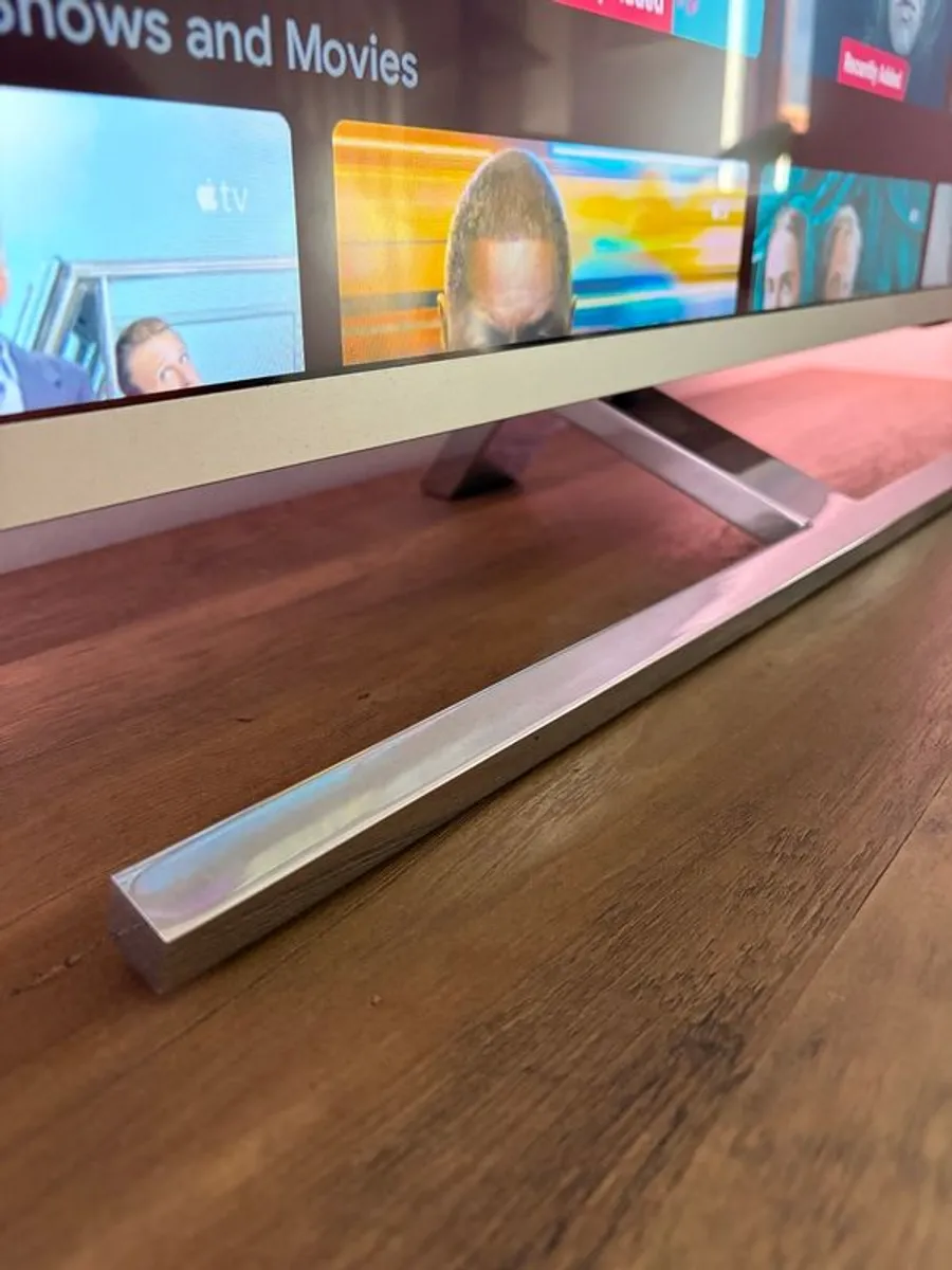 Philips 43" Smart TV  - Ambilight Glow Lighting - Image 2