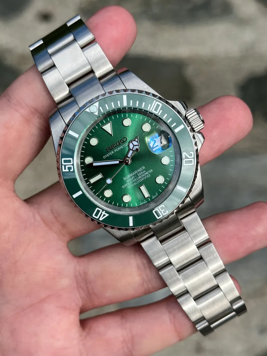 Seiko "Hulk" Automatic Watch Mod - Image 1