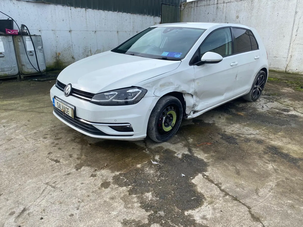 2020 VW Golf - Image 2