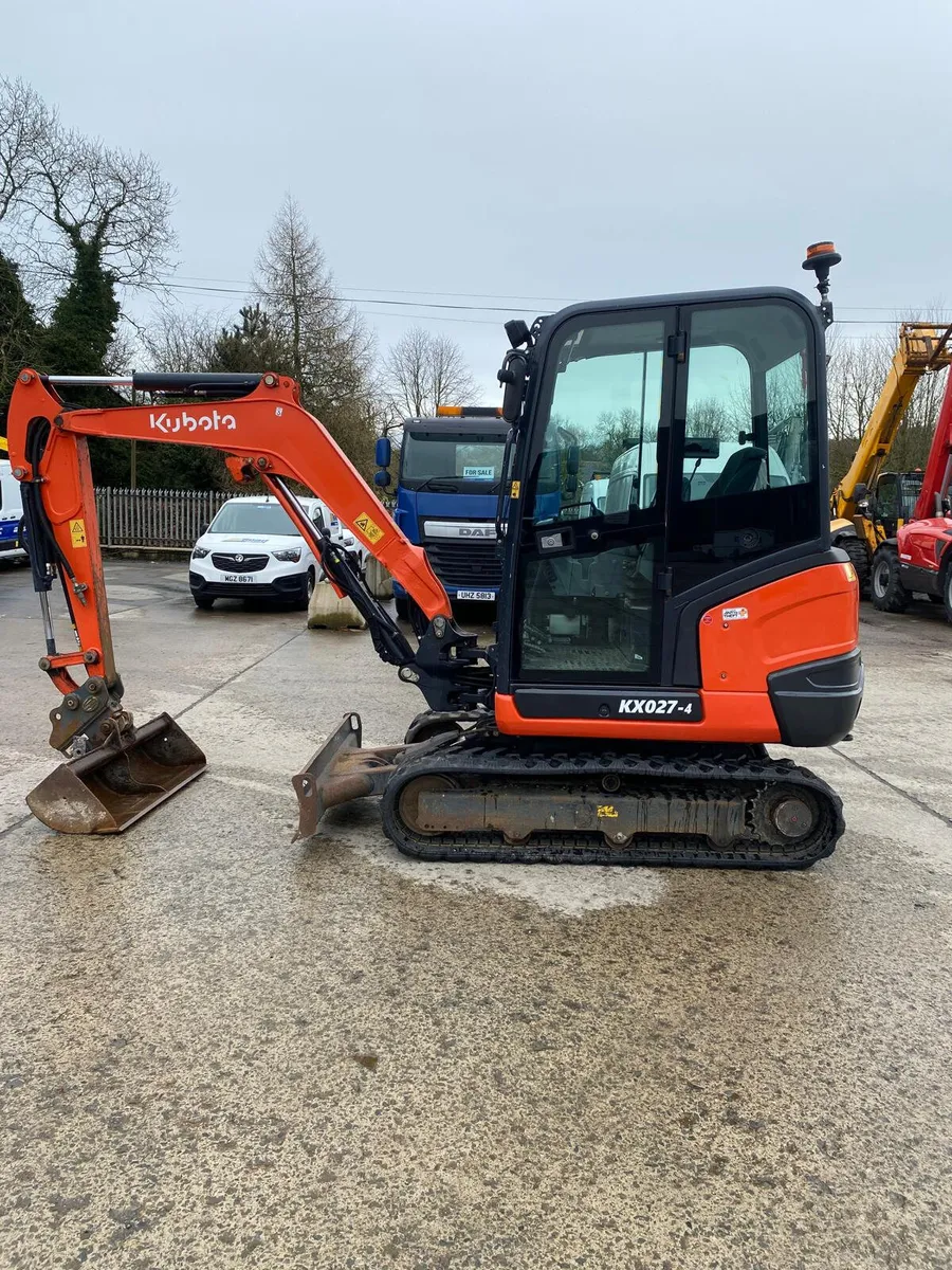 2019 KUBOTA KX027-4 2.7T EXCAVATOR C/W QUICK HITCH - Image 1
