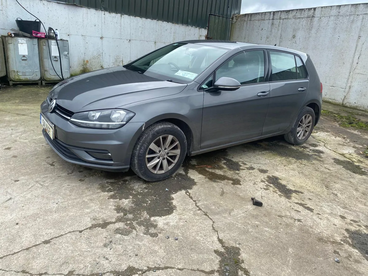 2019 VW Golf - Image 2