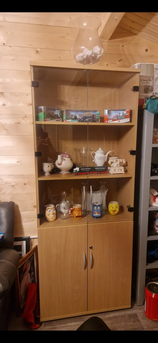 Glass cabinet - Image 1