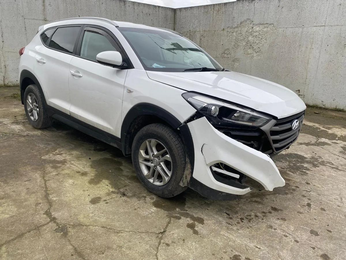 2017 Hyundai Tucson - Image 1