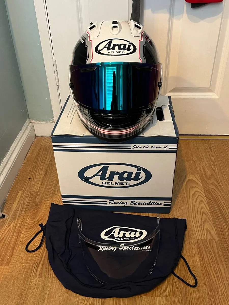 Arai rx 7 evo helmet - Image 3