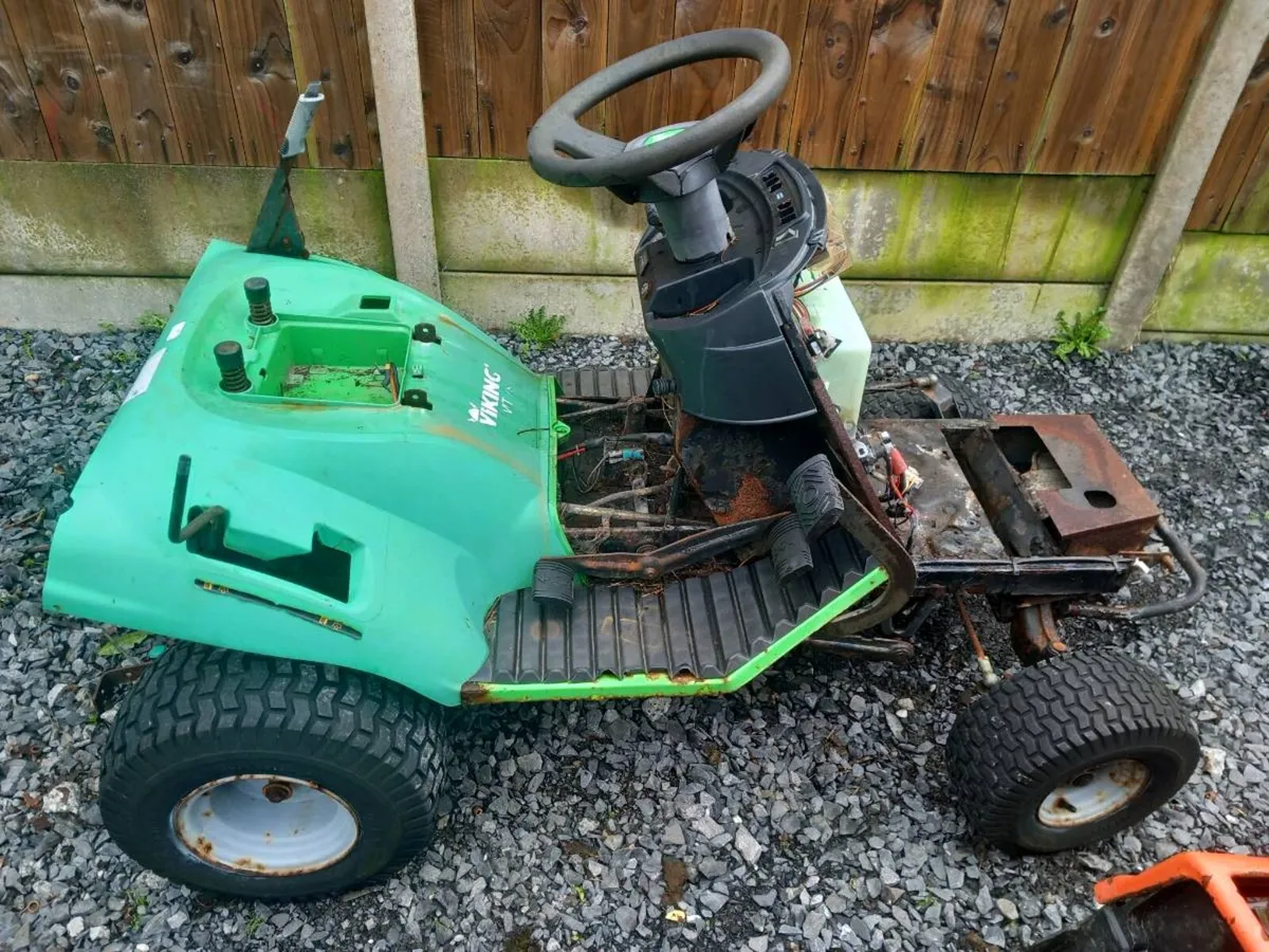 Ride on mower hydro transmissions - Image 2