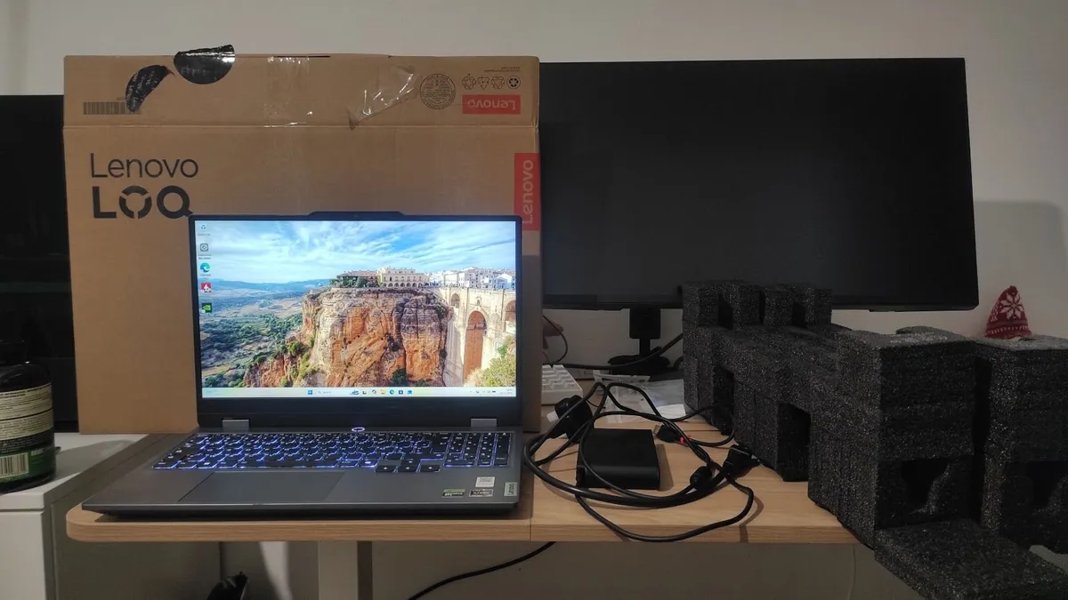 Lenovo LOQ 15ARP9 – RTX 4060 – Ryzen 7 - Image 1