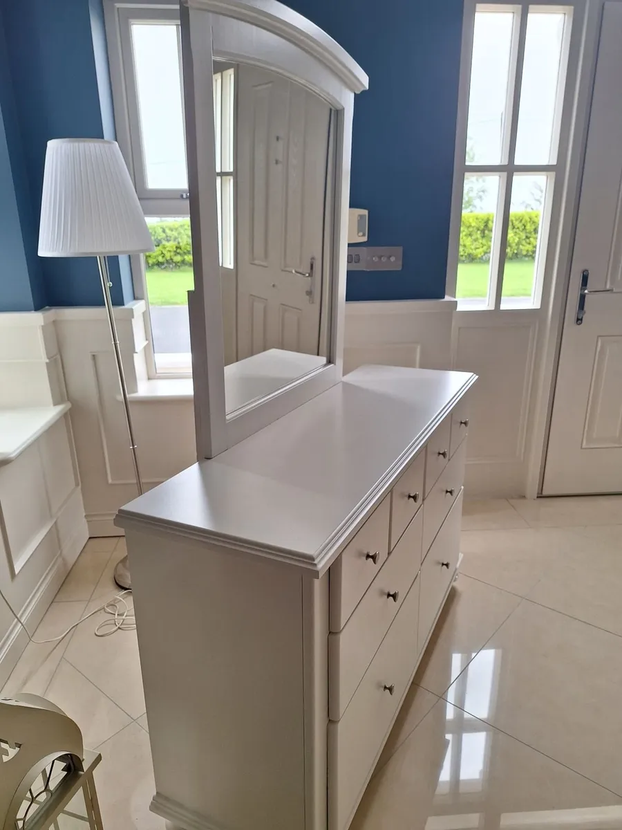 Dressing table - Image 4