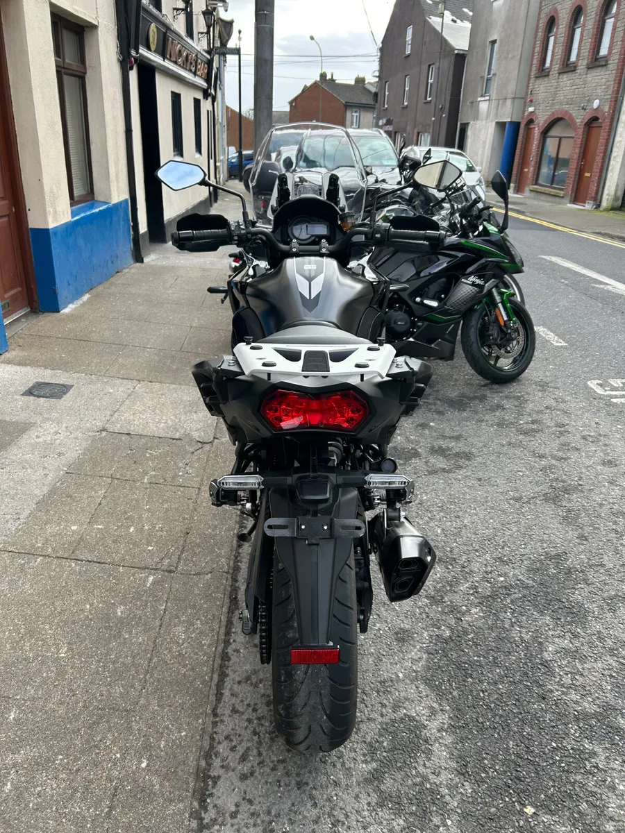 241 Kawasaki Versys 1000 - Image 4