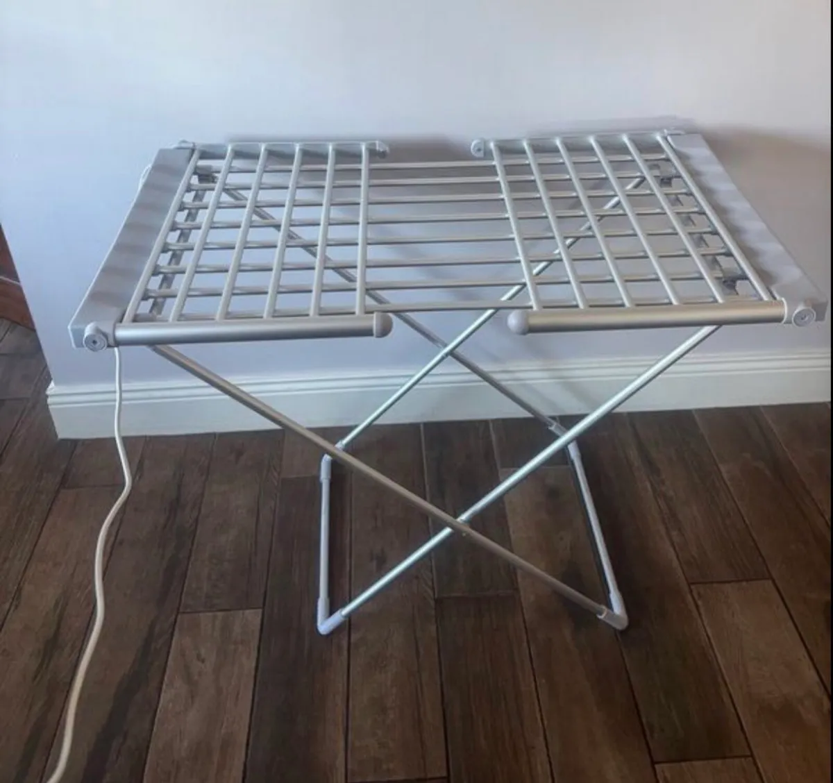 Electric clothes airer - Image 2