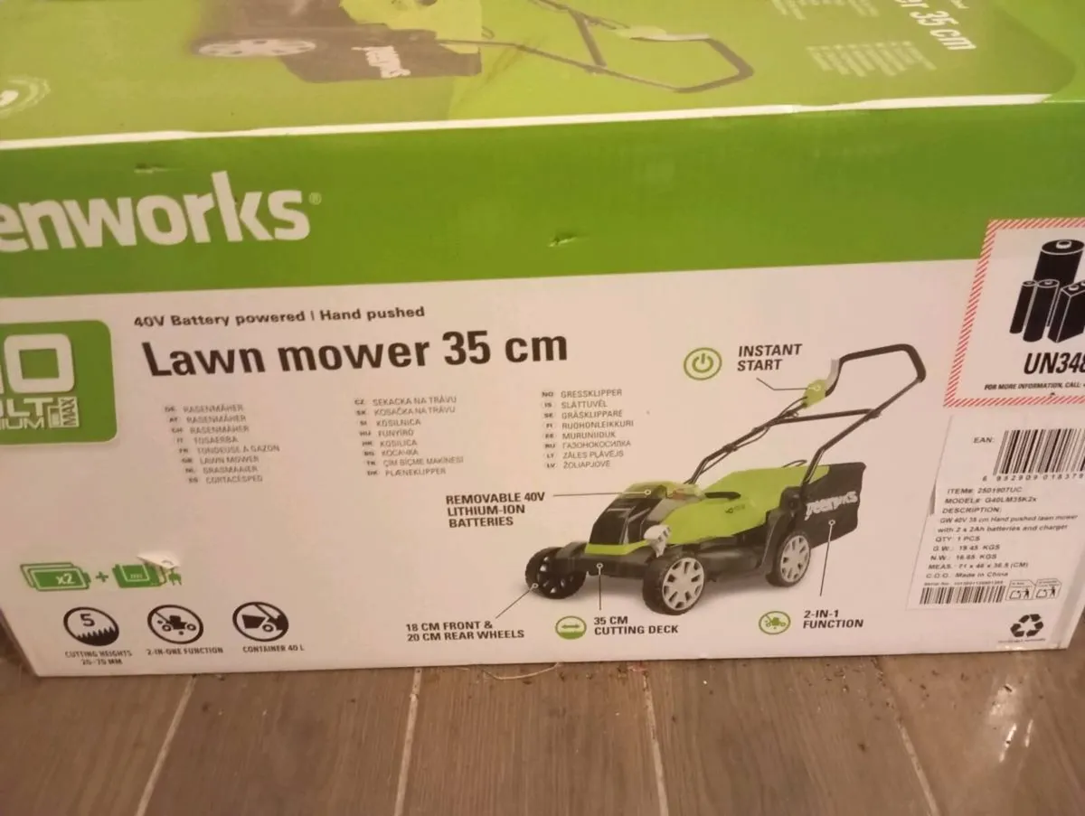 Greenworks battery lawnmower ,New - Image 3