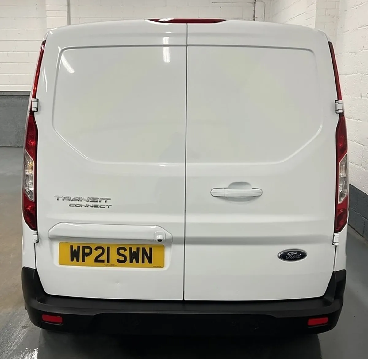 2021 Ford Transit Connect Small Panel Van - Image 3