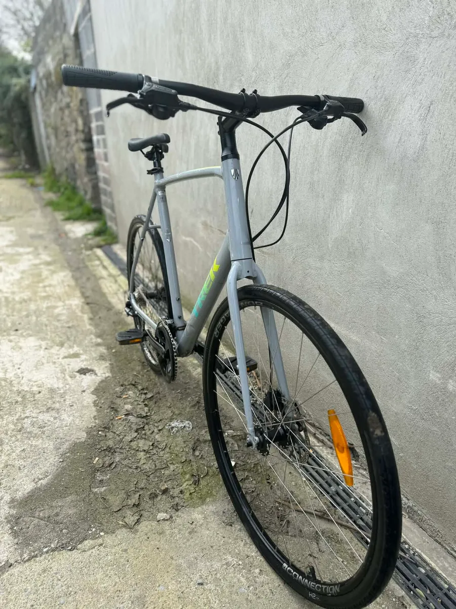 Trek Hybrid Bike - Image 3