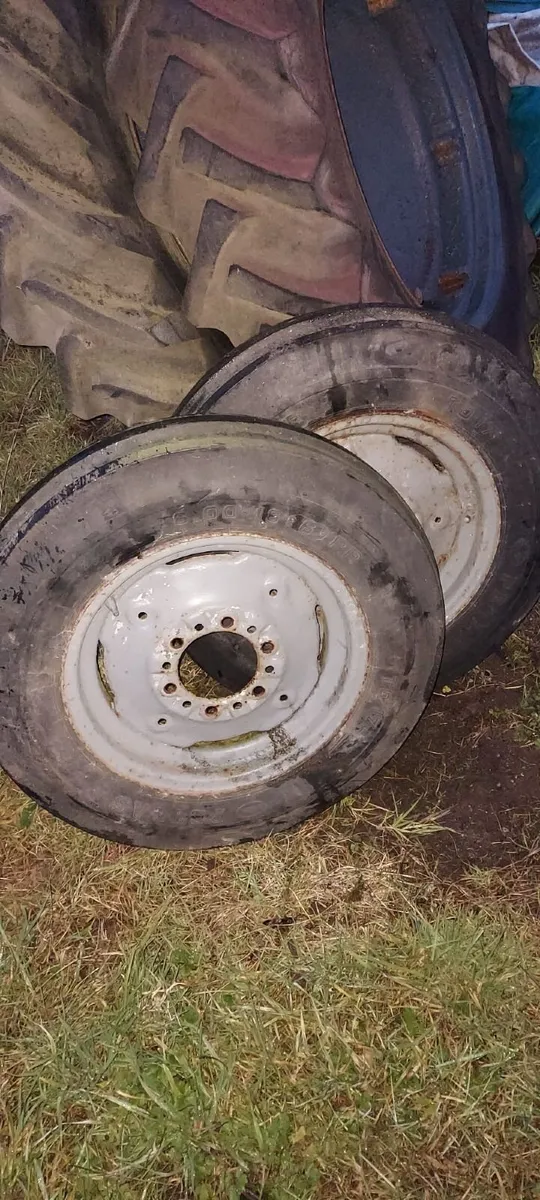 Tractor twin wheels - Image 3
