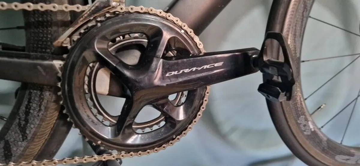 Canyon Aeroad CFSLX 9 Ltd Size Medium - Image 4