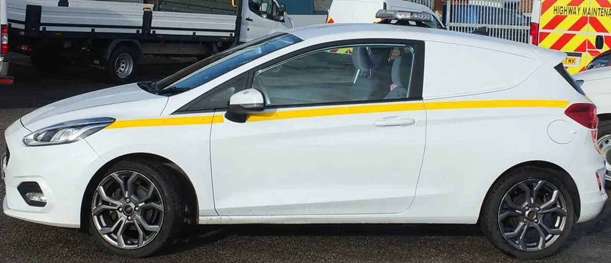 2021 Ford Fiesta Car Derived Van - Image 4