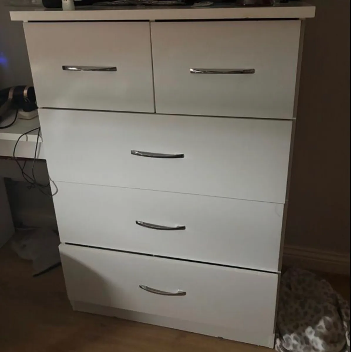 Chest of drawers - Image 1